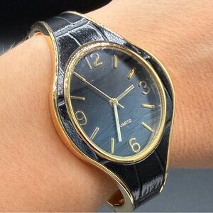 Vintage Avon Bold Cuff Black with Gold-Trimmed Wristwatch - Working
